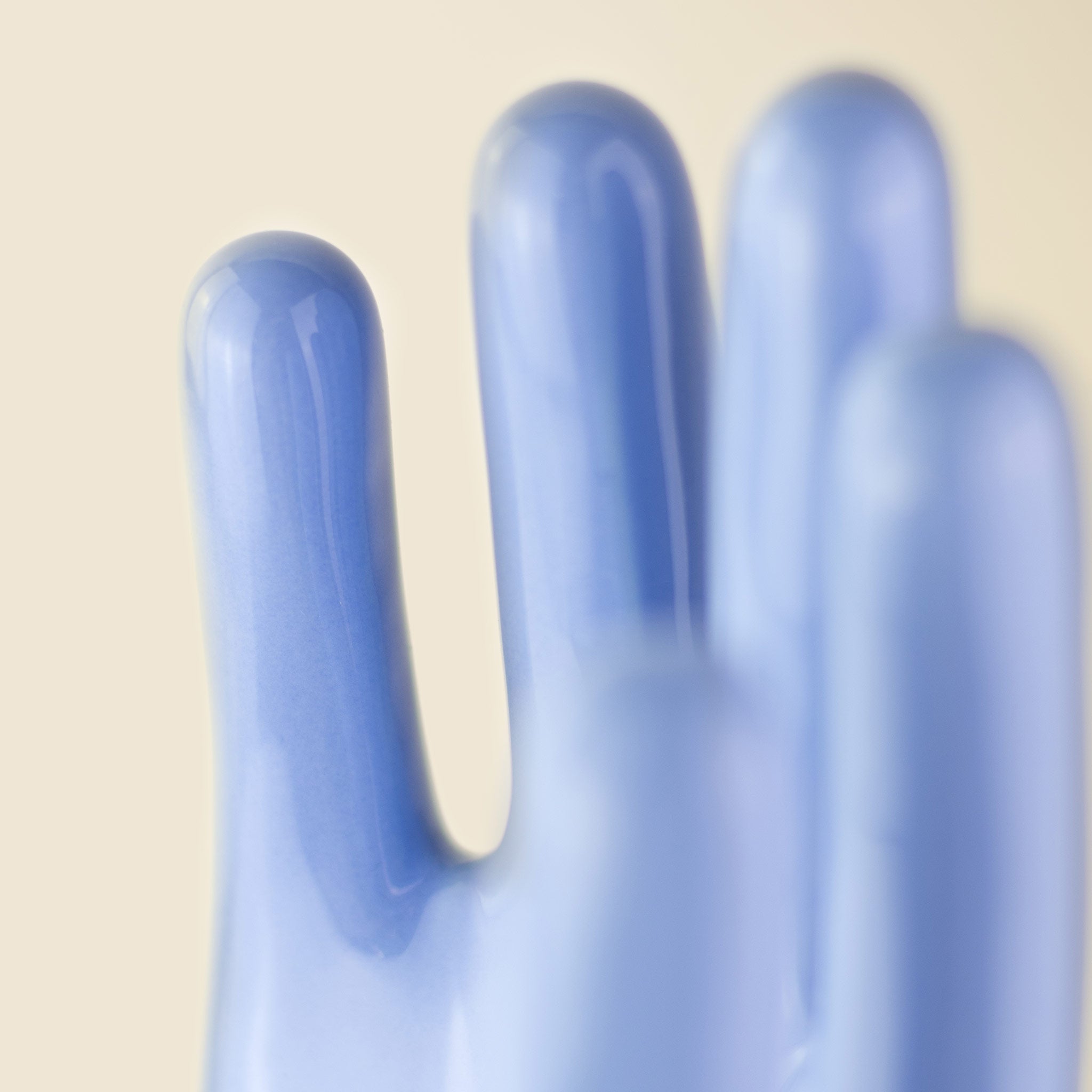 Schmuckständer "Hand Large" aus der Arts of Parts Kollektion