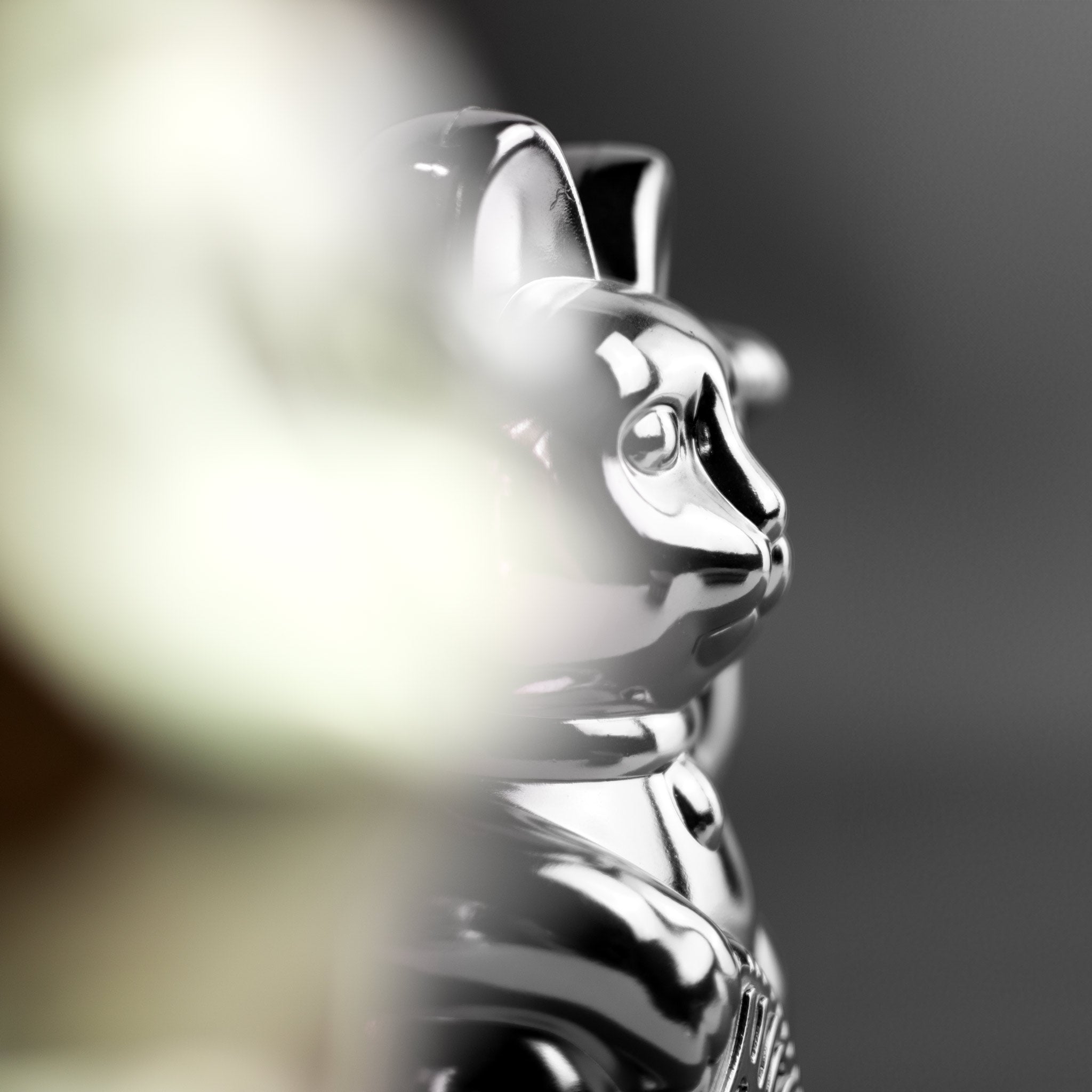 Lucky Cat Shiny Silver Nova